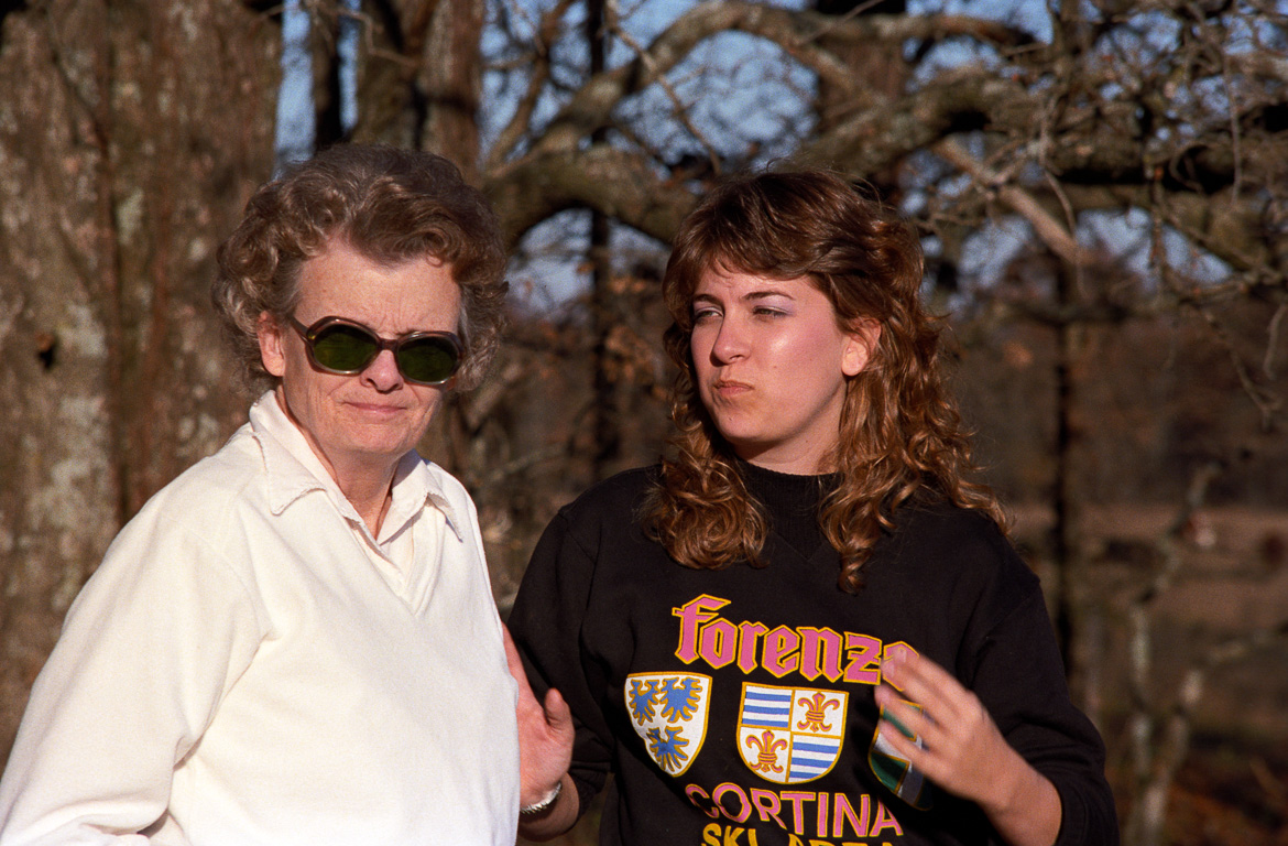 Mom & Scherre (1986)