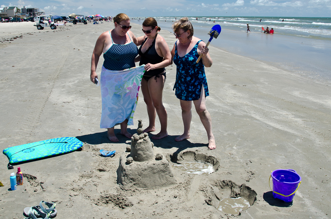 Kristy, Megan & Martha building a sand castle