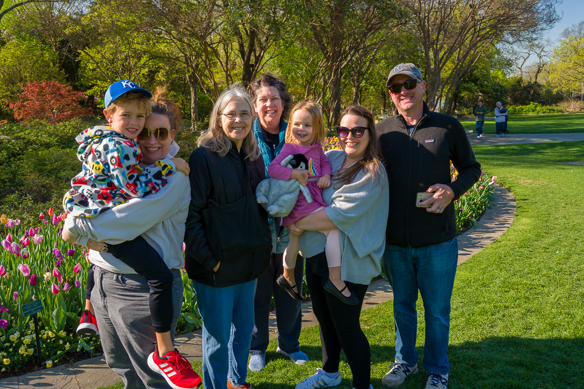 Riley, Kristy, Sarah, Sherry, Peyton, Mevan and Travis